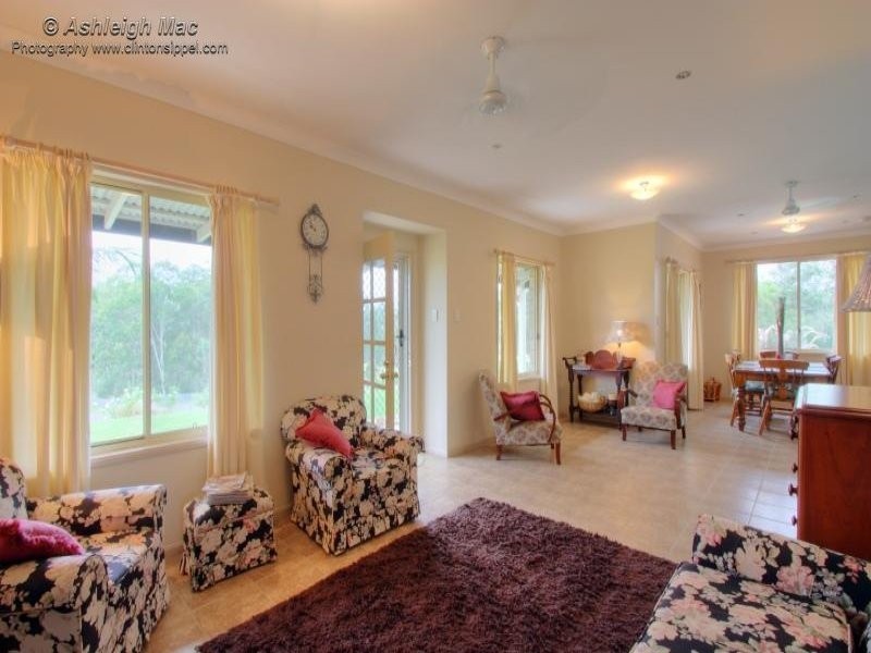 4 Daintree Court, Fernvale QLD 4306