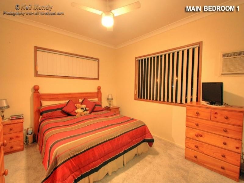 10 Barret Street, Flinders View QLD 4305
