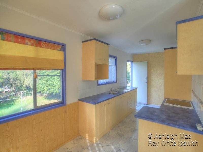 6 Caroline Street, Riverview QLD 4303