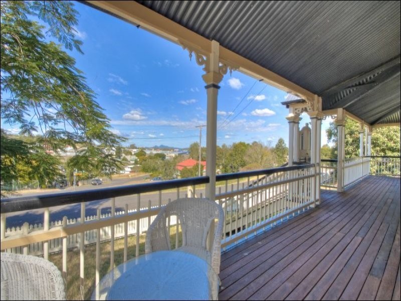 1 Johnstone Street, Sadliers Crossing QLD 4305