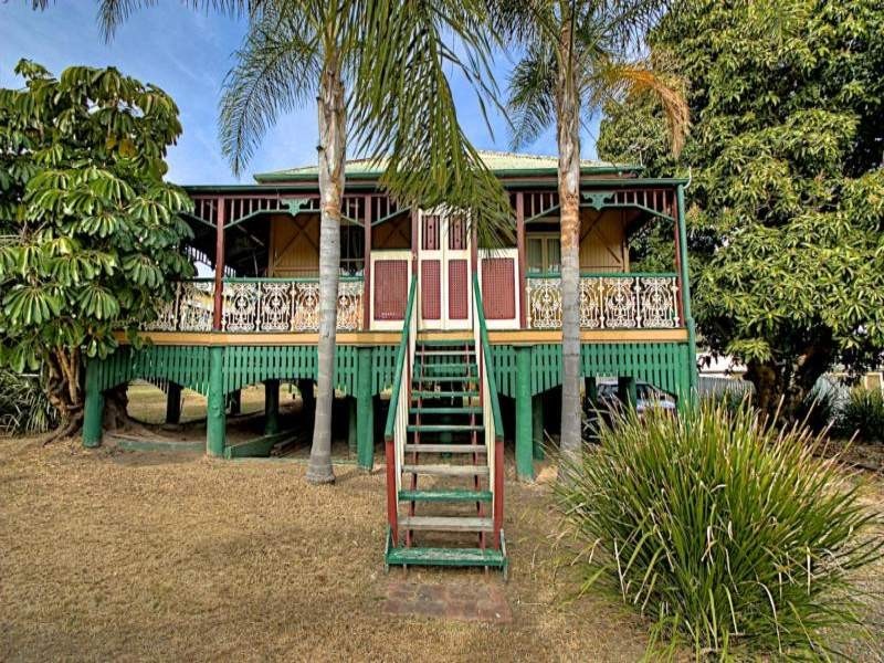 15 Brisbane Road, Dinmore QLD 4303