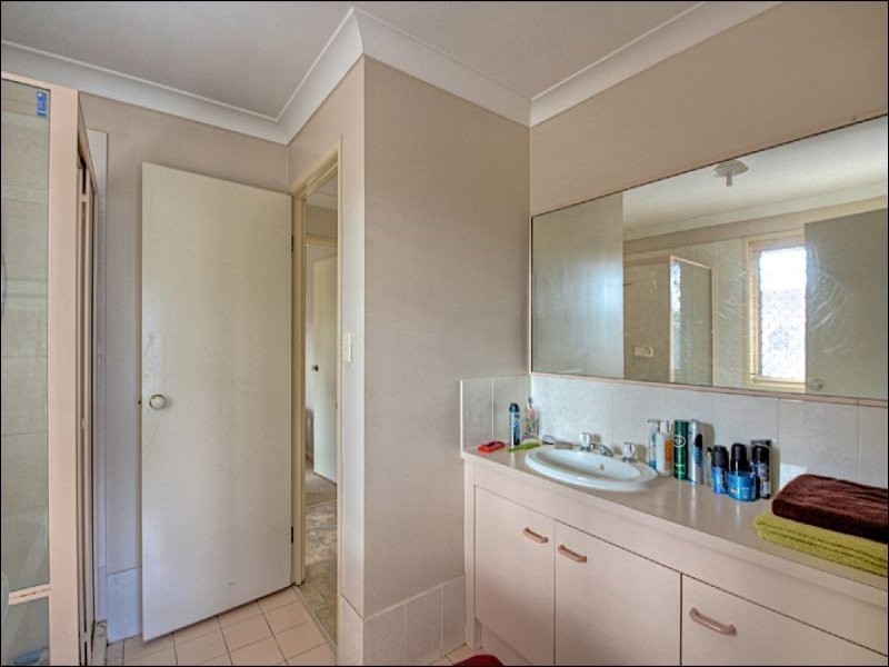 21 Willowtree Drive, Flinders View QLD 4305