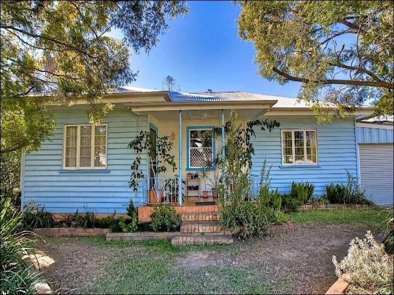 9 Thorn Lane, Ipswich QLD 4305