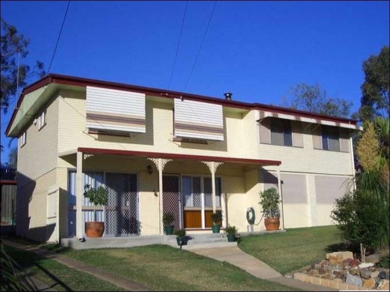 15 Campbell St, Woodend QLD 4305