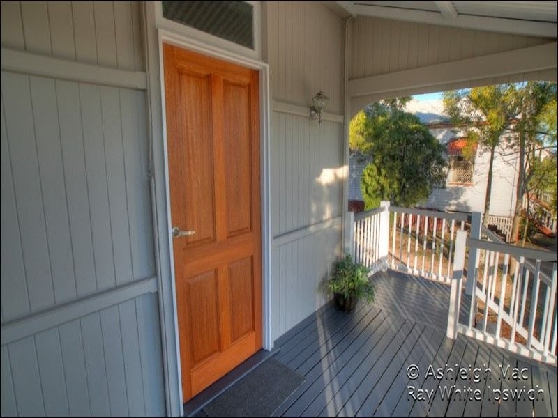 21 Pine Mountain Road, North Ipswich QLD 4305