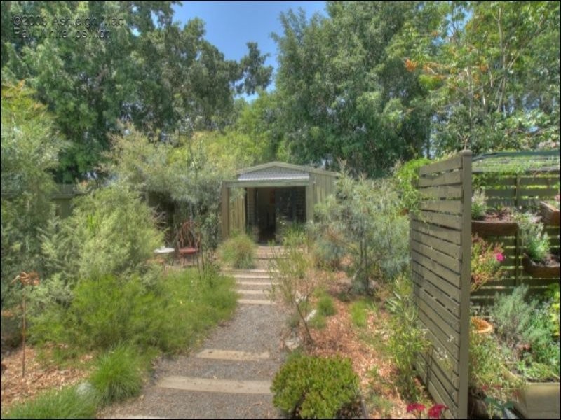 6 Herbert Street, Sadliers Crossing QLD 4305