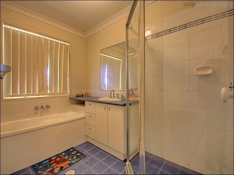 2 Ben Court, Yamanto QLD 4305