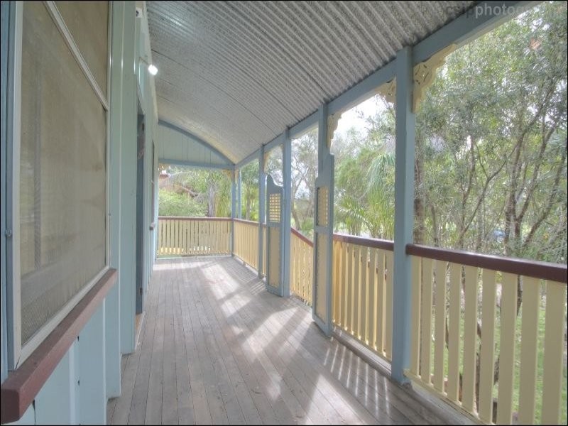 140 Woodend Rd, Woodend QLD 4305