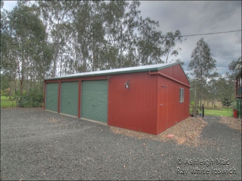 2 St Michaels Terrace, Pine Mountain QLD 4306
