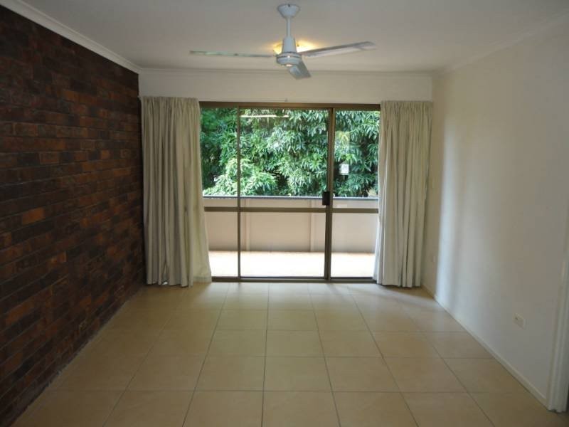 25 Railway Street, Booval QLD 4304