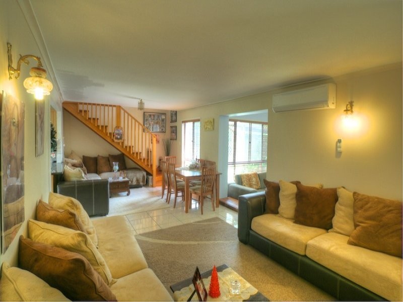 2 Merimbah Close, Karana Downs QLD 4306