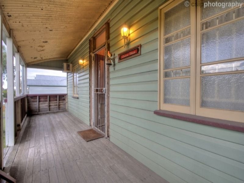 82 Brisbane Road, East Ipswich QLD 4305