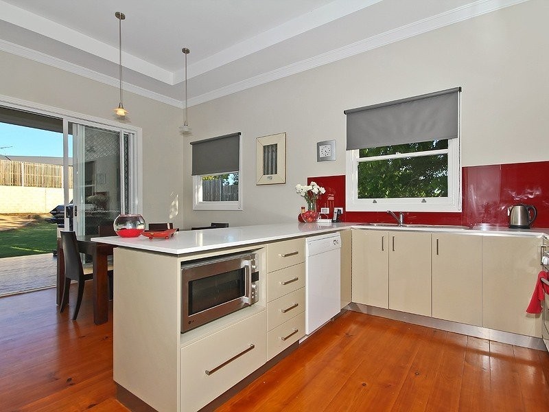 96 Thorn Street, Ipswich QLD 4305