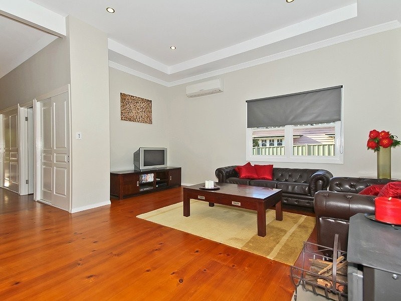 96 Thorn Street, Ipswich QLD 4305