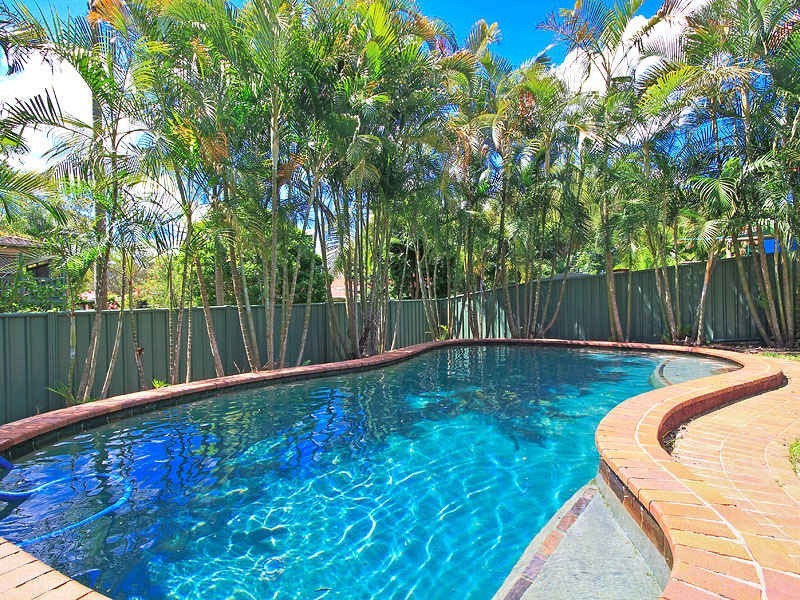 15 Karri Avenue, Karana Downs QLD 4306