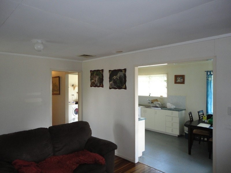 12 Wentworth Street, Leichhardt QLD 4305