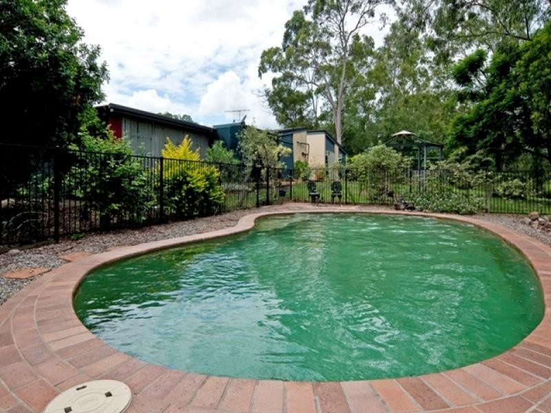 106 Gladstone Road, Coalfalls QLD 4305