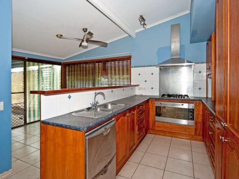 106 Gladstone Road, Coalfalls QLD 4305