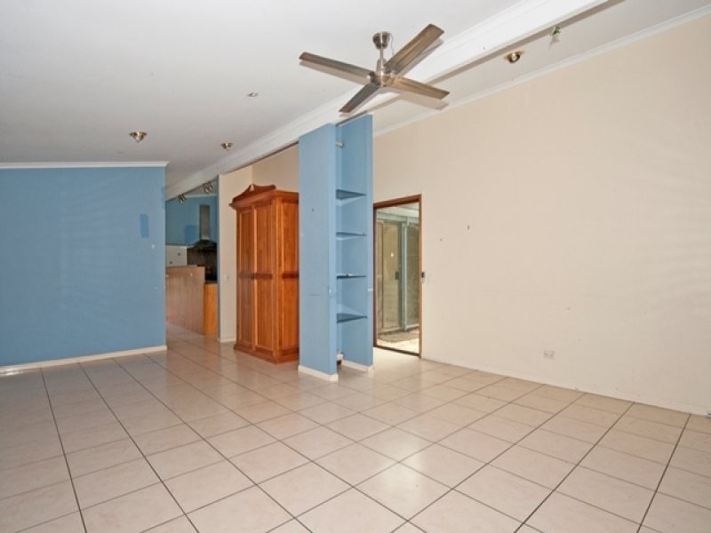 106 Gladstone Road, Coalfalls QLD 4305