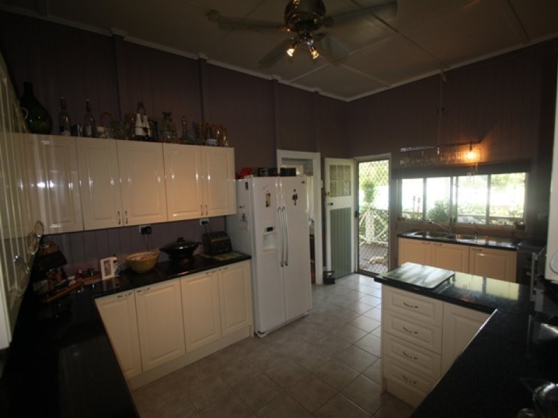 9 William Street, Rosewood QLD 4340