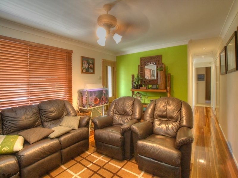 29 Rumsey Drive, Raceview QLD 4305