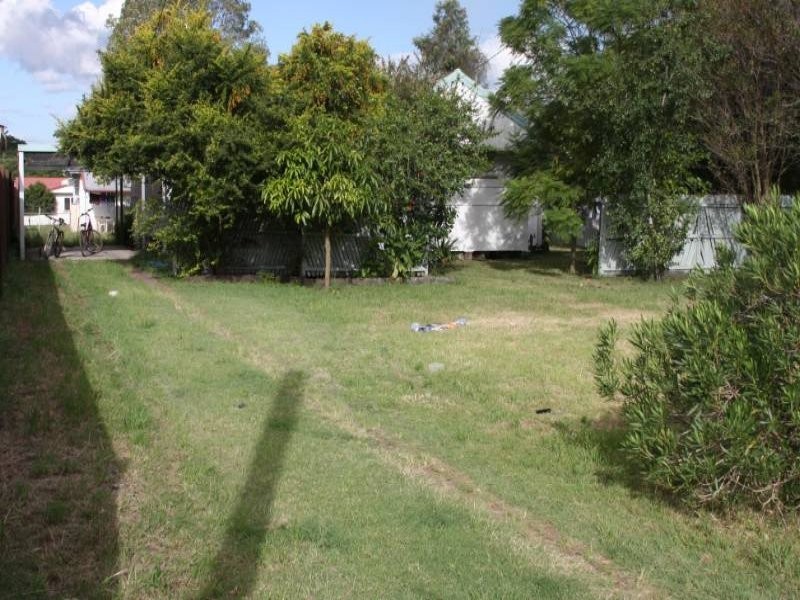 21 Blackwood Street, East Ipswich QLD 4305