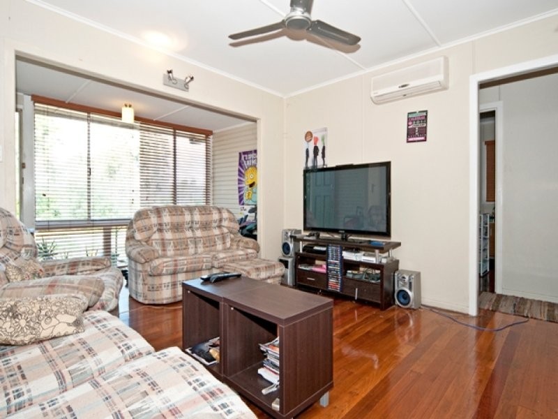 4 Allen Street, North Ipswich QLD 4305