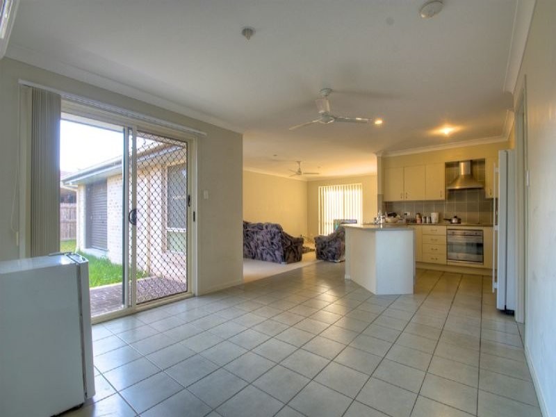 11 Collins Street, Collingwood Park QLD 4301