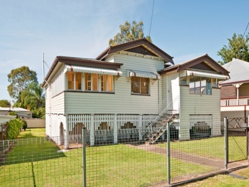 23 Pine Street, North Ipswich QLD 4305