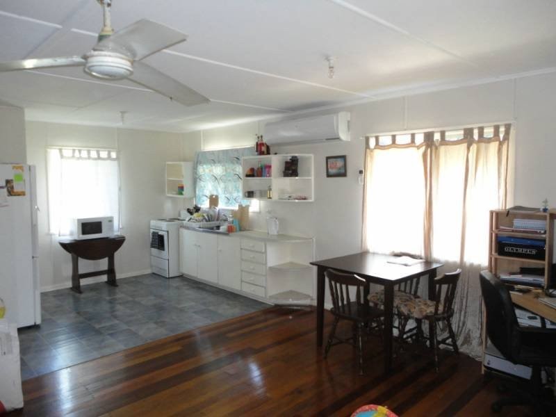 57 Gladstone Road, Sadliers Crossing QLD 4305