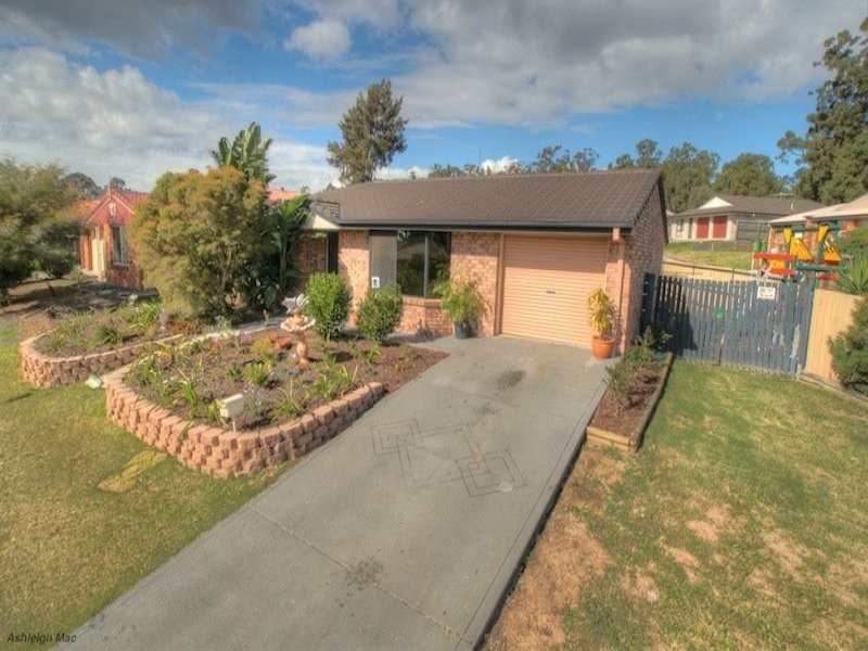 18 Lyrebird Lane, Bellbird Park QLD 4300