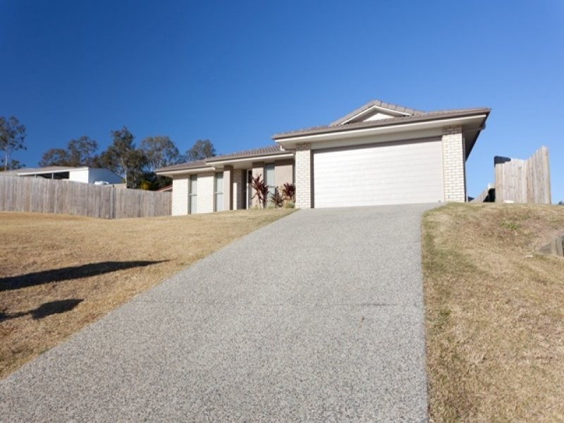 7 Cardin Close, Wulkuraka QLD 4305