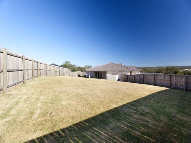 7 Cardin Close, Wulkuraka QLD 4305