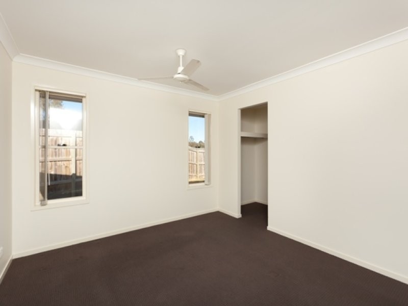 7 Cardin Close, Wulkuraka QLD 4305