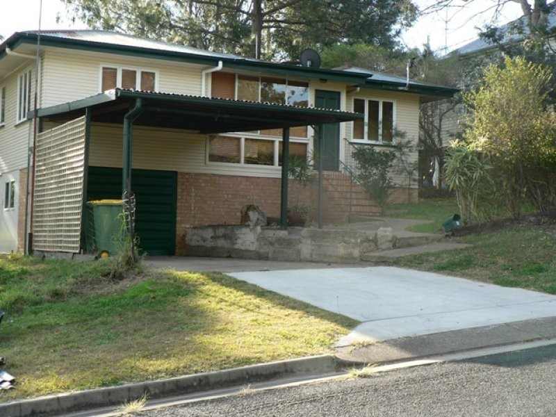 4 Allen Street, North Ipswich QLD 4305