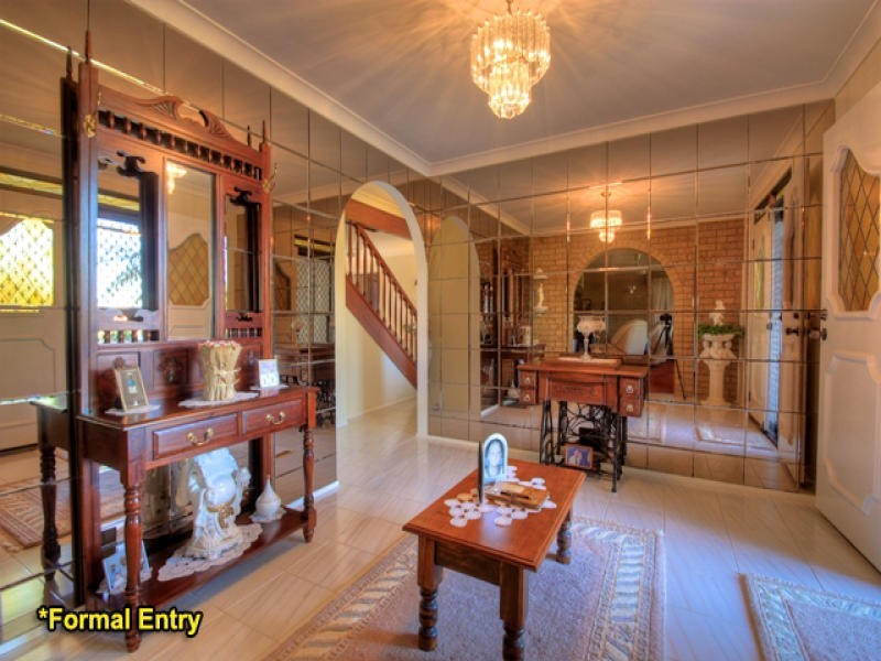 4 Aland Court, Brassall QLD 4305