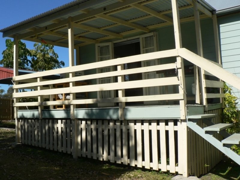 22 Glossop Street, Brassall QLD 4305