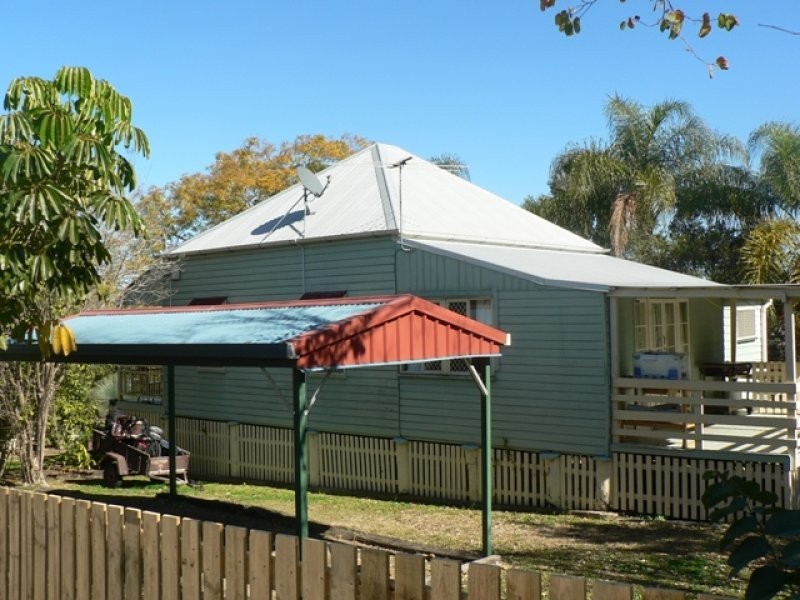 22 Glossop Street, Brassall QLD 4305