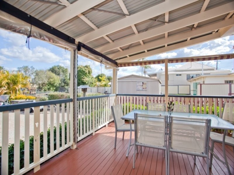 83 Cemetery Road, Raceview QLD 4305