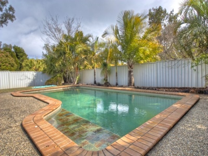 24 Smith Street, North Ipswich QLD 4305