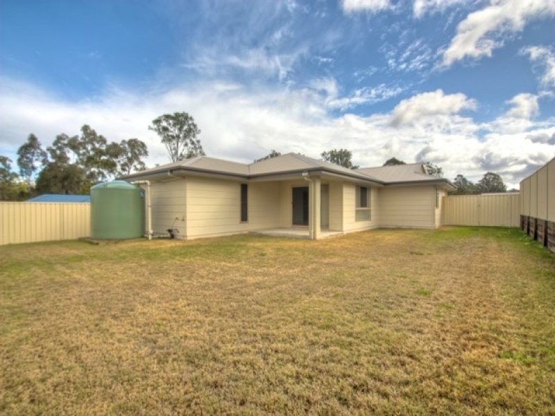 14 North High Street, Brassall QLD 4305