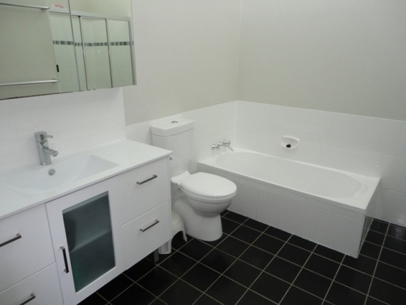 13 Warrawong Street, Eastern Heights QLD 4305