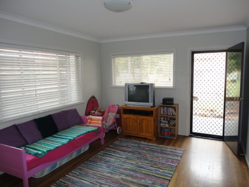 13 Warrawong Street, Eastern Heights QLD 4305