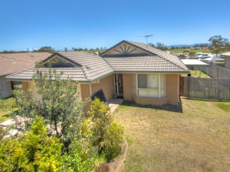 6 Benjamin Court, Yamanto QLD 4305