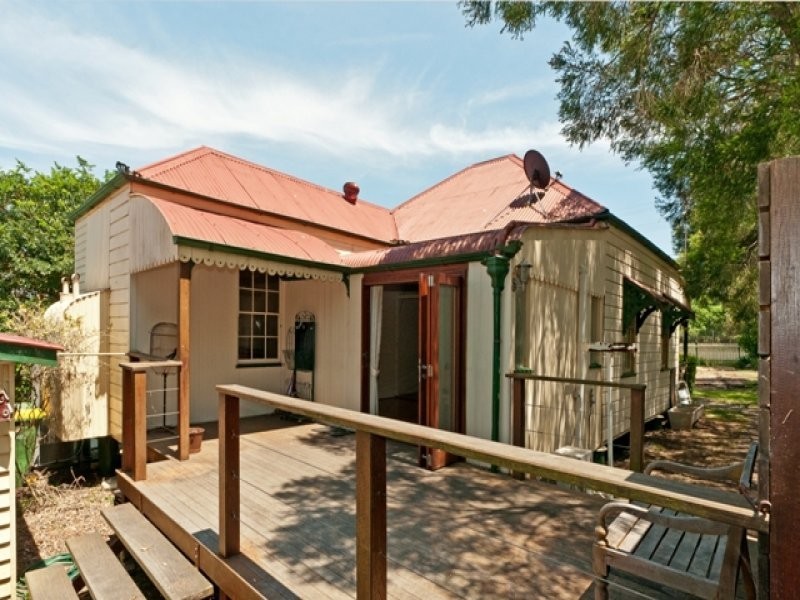 46 Old Toowoomba Road, One Mile QLD 4305