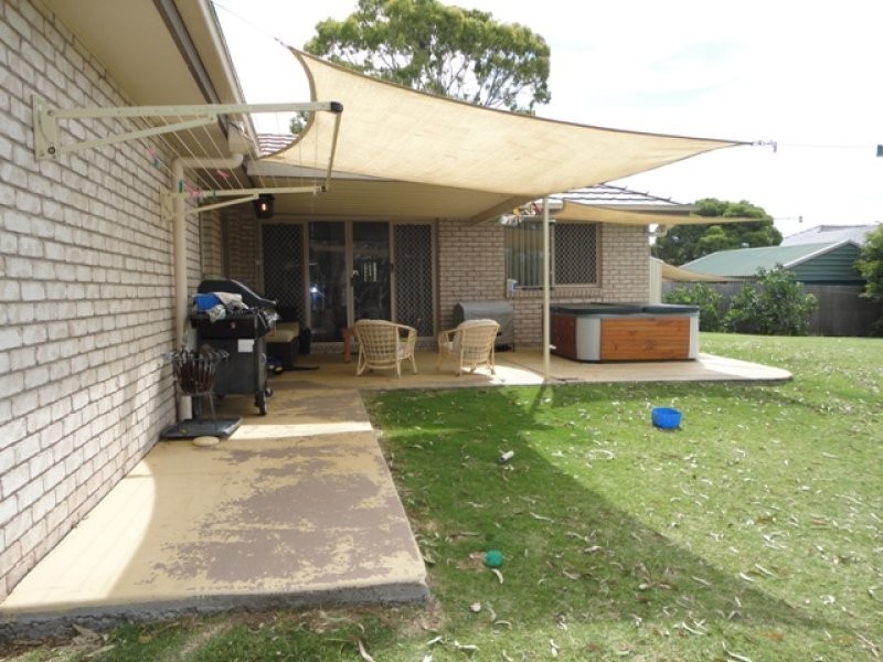 98 Avon Street, Leichhardt QLD 4305