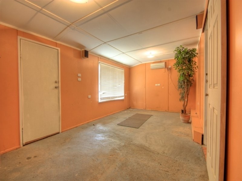55 Brisbane Road, Riverview QLD 4303