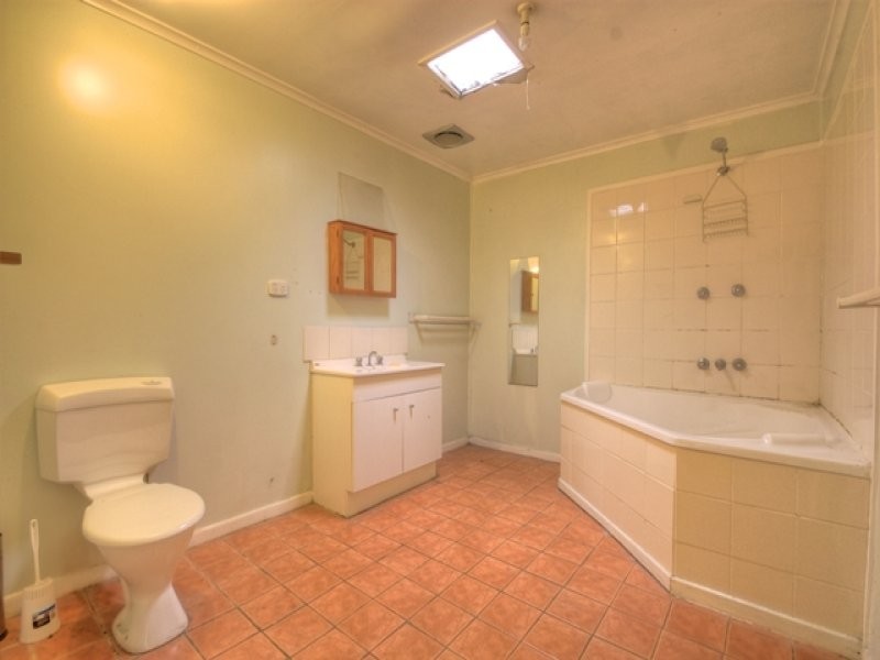 55 Brisbane Road, Riverview QLD 4303