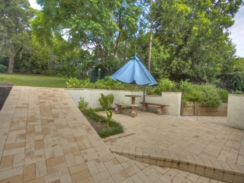 13 Smith Street, North Ipswich QLD 4305