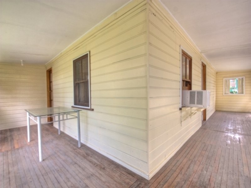 13 Smith Street, North Ipswich QLD 4305